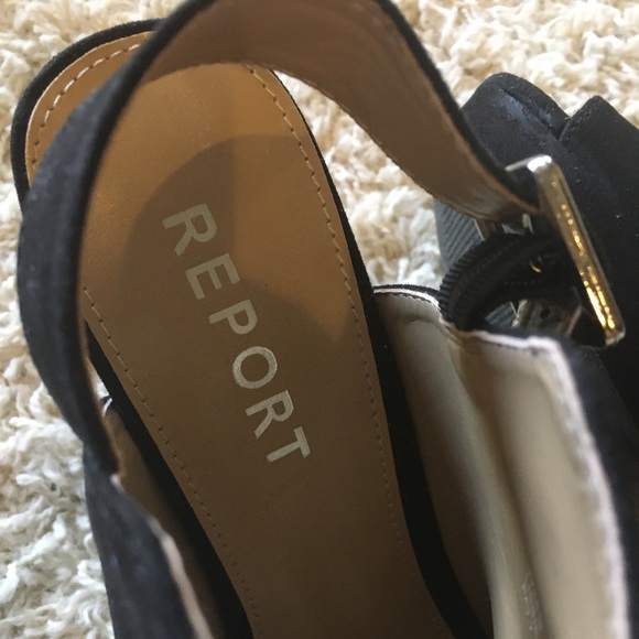 Report Peep Toed Booties - Picture 8 of 8